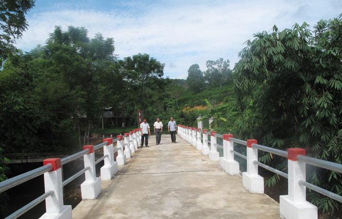 Giảm người hoạt động không chuyên trách, tăng phụ cấp