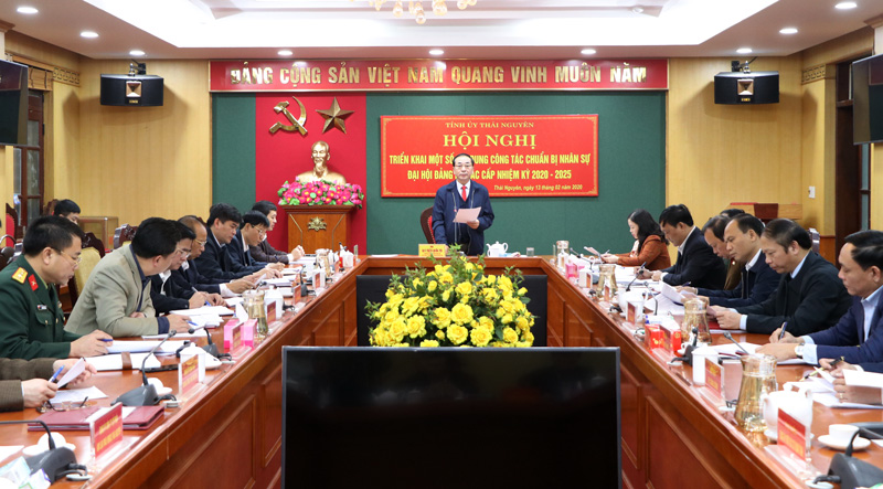 Triển khai công tác chuẩn bị nhân sự đại hội đảng bộ các cấp