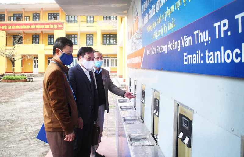 Chuẩn bị điều kiện cho học sinh đi học trở lại