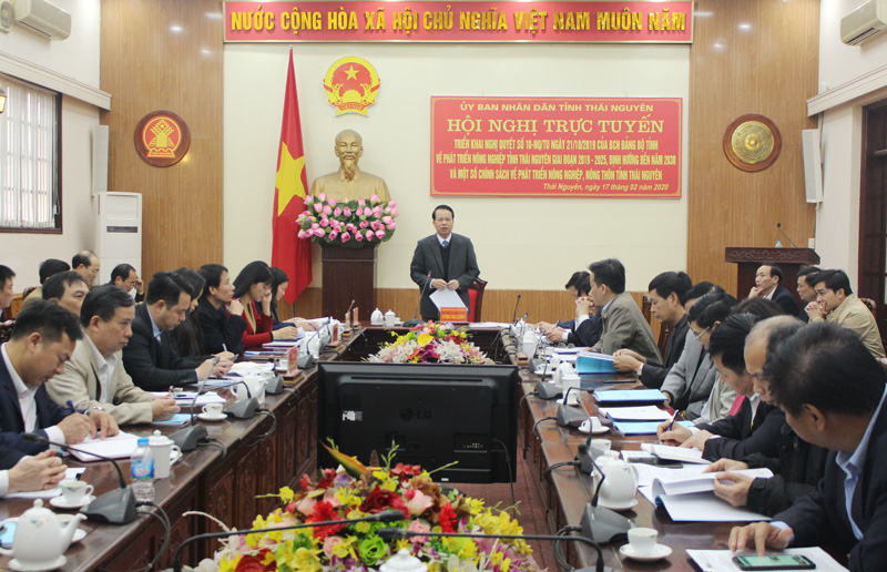 Phát triển nông nghiệp theo hướng hiện đại, bền vững