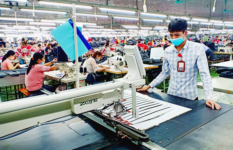 Các doanh nghiệp may tìm cách gỡ khó