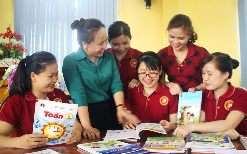 Chọn sách giáo khoa lớp 1 mới: Kỳ vọng về nâng cao chất lượng