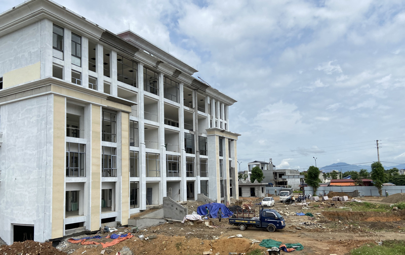 Mục tiêu kép của những công trình chào mừng đại hội Đảng