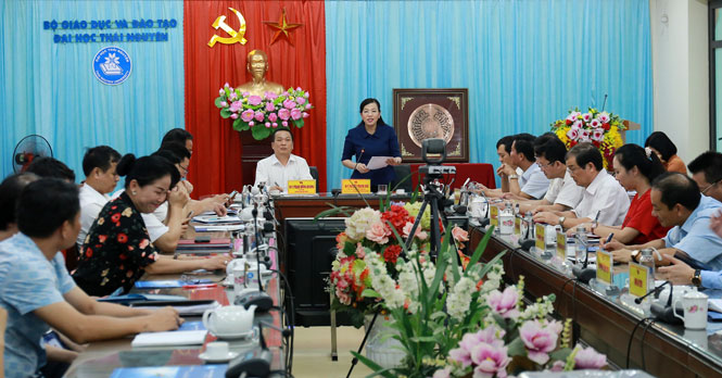 Đào tạo, nghiên cứu khoa học gắn với thực tiễn cuộc sống