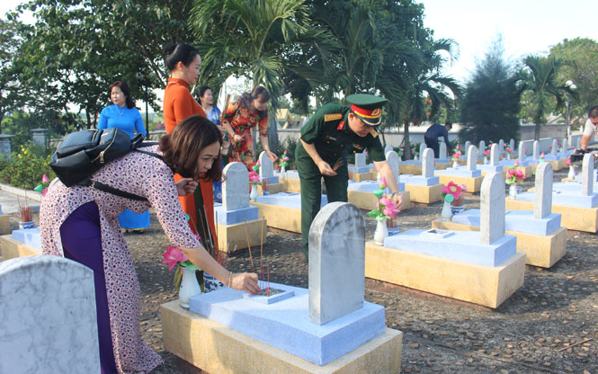 Khắc ghi đạo lý “Uống nước nhớ nguồn”