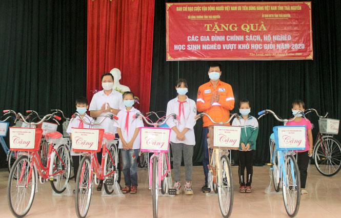 Tạm dừng triển khai Chương trình 