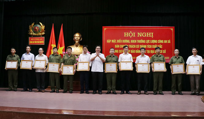Giữ vai trò nòng cốt trong công tác bảo đảm an ninh trật tự ở cơ sở
