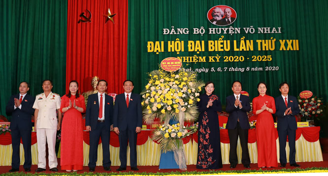 Phát huy dân chủ xây dựng hệ thống chính trị trong sạch vững mạnh