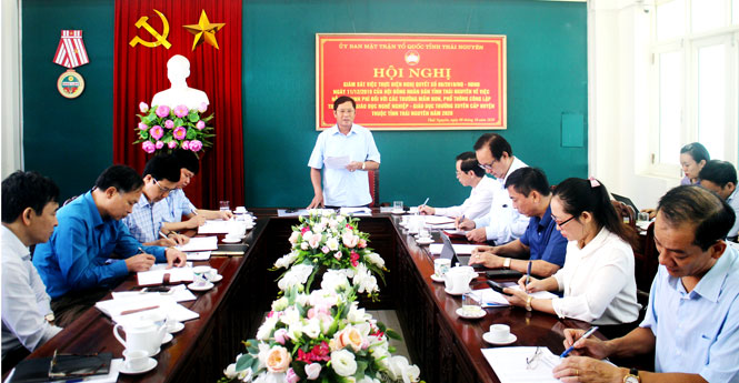 Giám sát thực hiện hỗ trợ kinh phí với các trường học