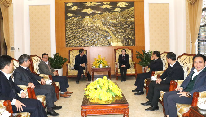 Đẩy mạnh hoạt động hợp tác với Đại học Quốc gia Hà Nội