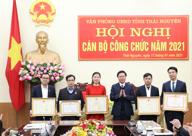 Làm tốt công tác tham mưu, tổng hợp cho UBND tỉnh