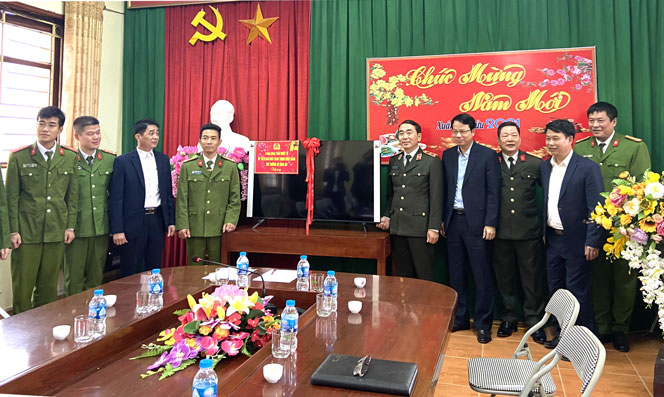Đồng chí Thứ trưởng Bộ Công an thăm và làm việc tại Thái Nguyên