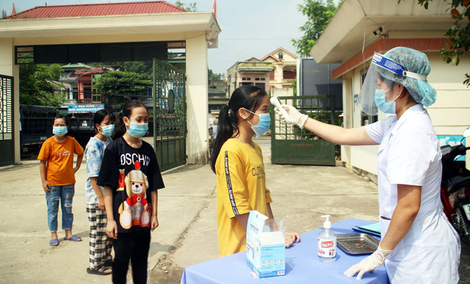Học sinh, sinh viên đi học trở lại từ ngày 1-3