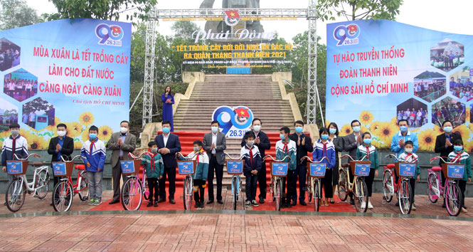 Phát động Tháng Thanh niên