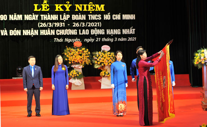 Tỉnh đoàn Thái Nguyên: Đón nhận Huân chương Lao động hạng Nhất