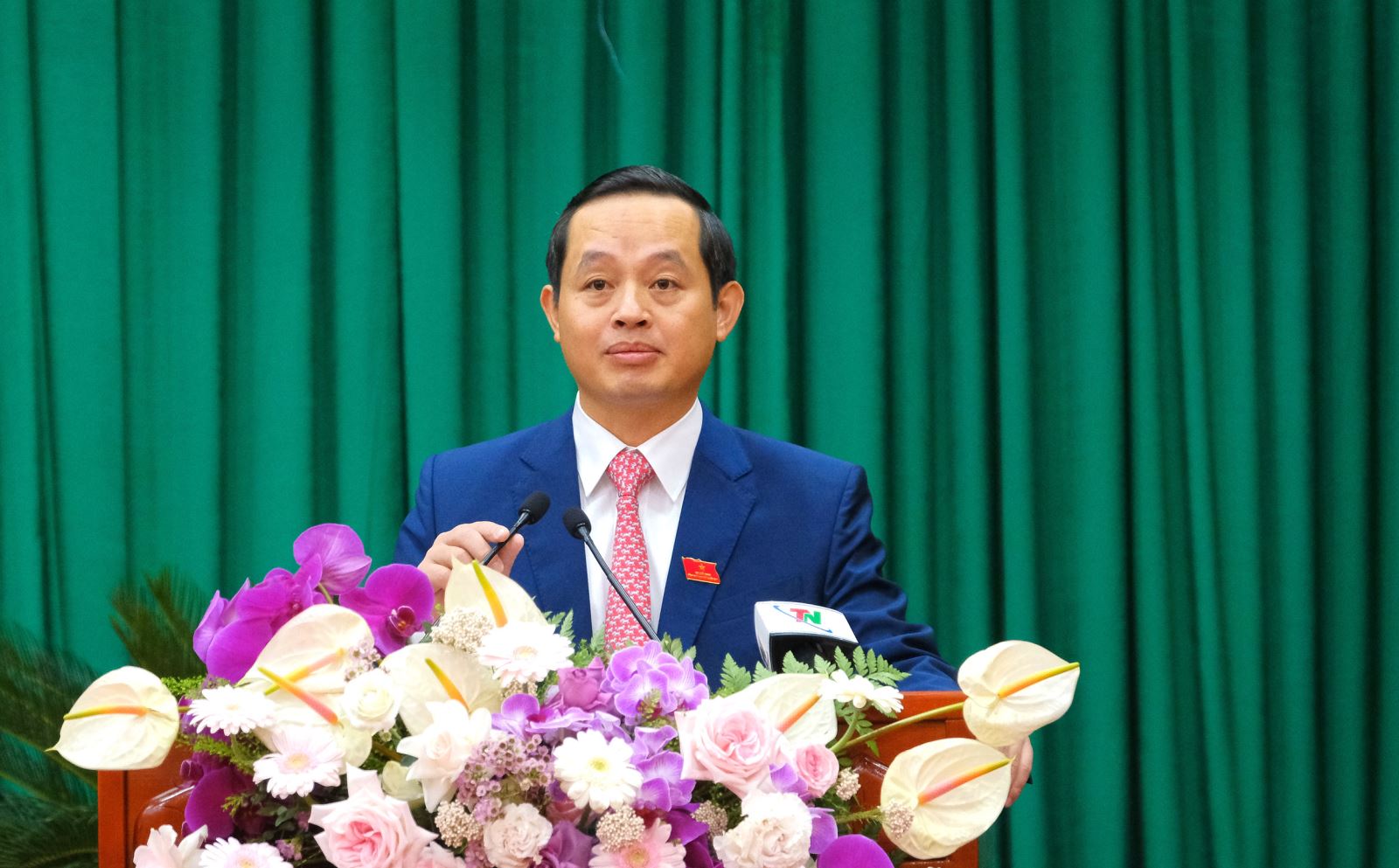 Quyết tâm phấn đấu hoàn thành vượt mức các chỉ tiêu phát triển kinh tế - xã hội, tạo tiền đề cho cả nhiệm kỳ 2021-2026