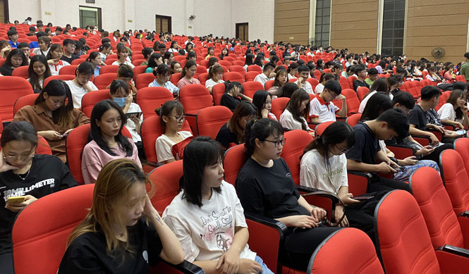 Tuyên truyền công tác bầu cử cho gần 6.500 sinh viên