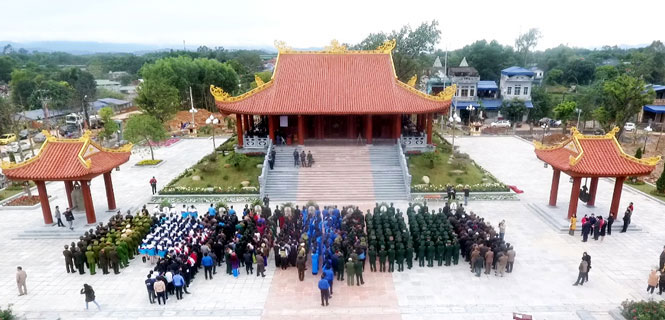 Cùng cả nước vang khúc khải hoàn