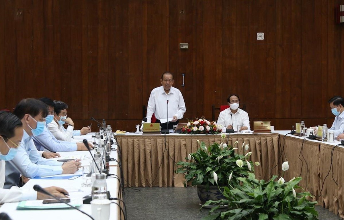 Phấn đấu hoàn thành tuyến Vành đai 3, 4 TP.HCM giai đoạn 2021-2025