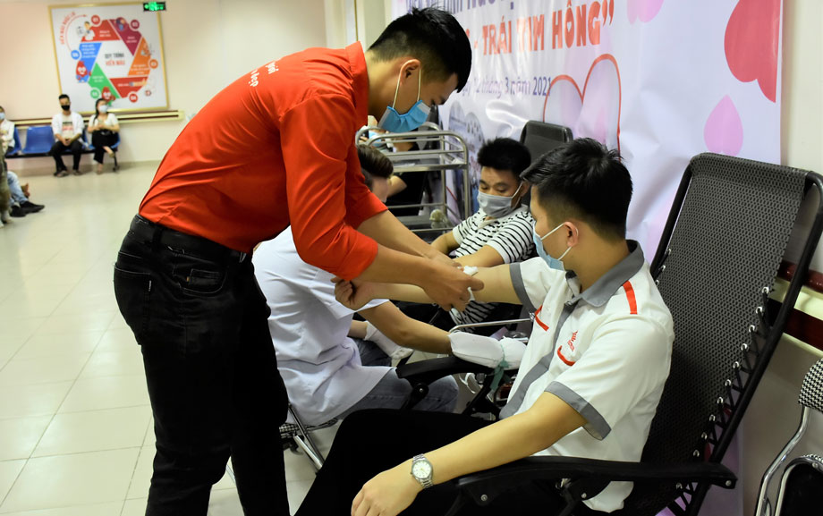 Hưởng ứng ngày quốc tế người hiến máu 14/6: Lặng thầm cống hiến