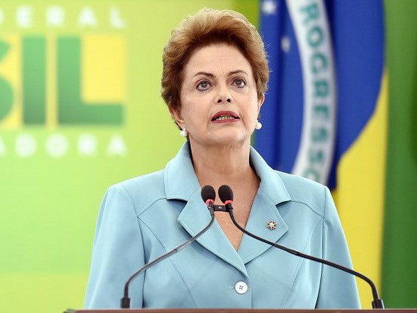 Brazil rung chuyển trước thông tin mưu đồ lật đổ bà Rousseff
