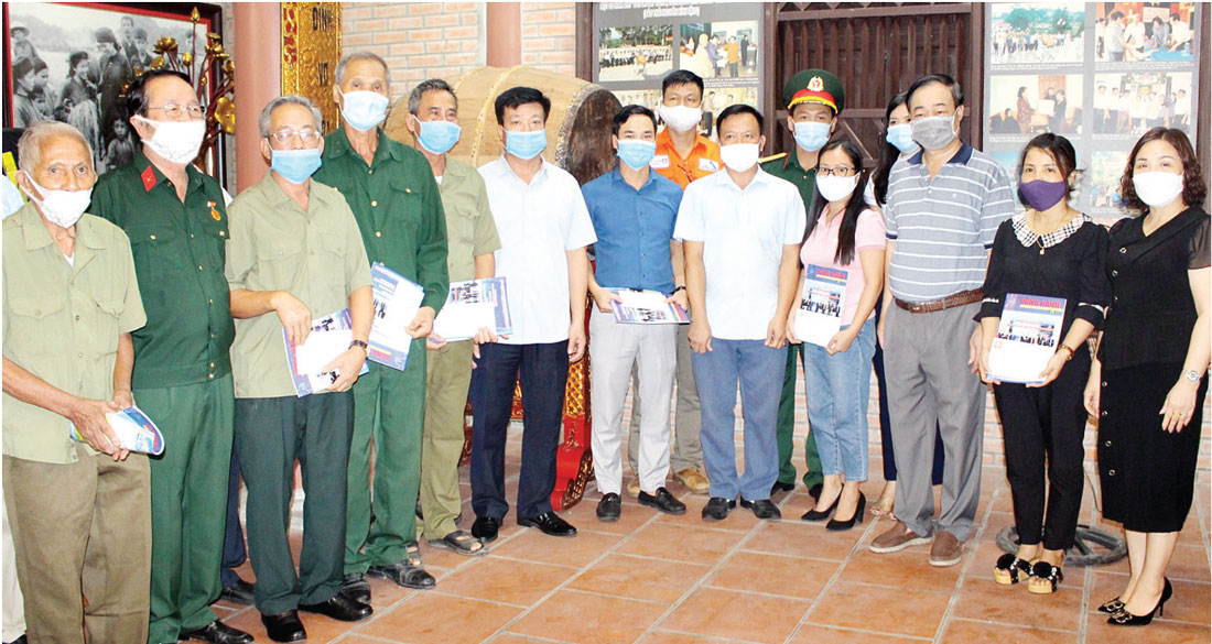 Tri ân người có công