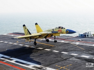  Chuyên gia Nga: TQ bắt đầu sản xuất máy bay J-15