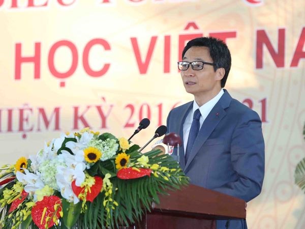 Phó Thủ tướng chỉ đạo chấn chỉnh lạm thu đầu năm học mới