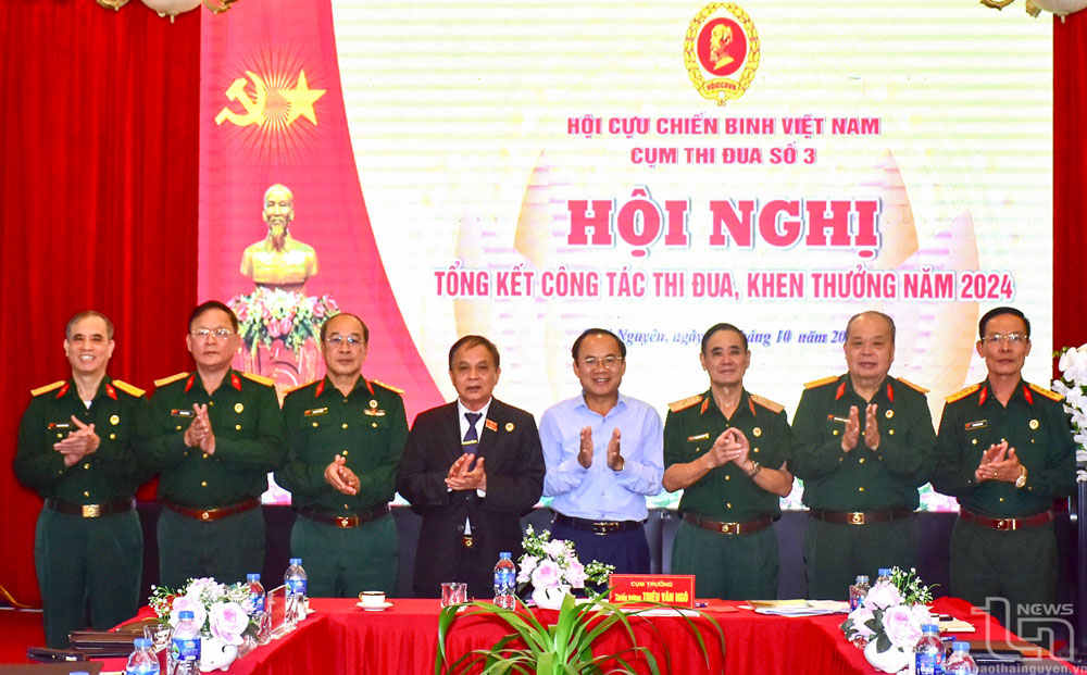 Cựu chiến binh thi đua lập thành tích chào mừng đại hội đảng bộ các cấp