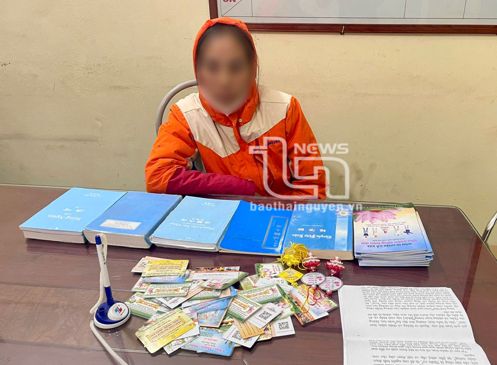 Phát hiện một đối tượng tuyên truyền, phát tán tài liệu Pháp luân công