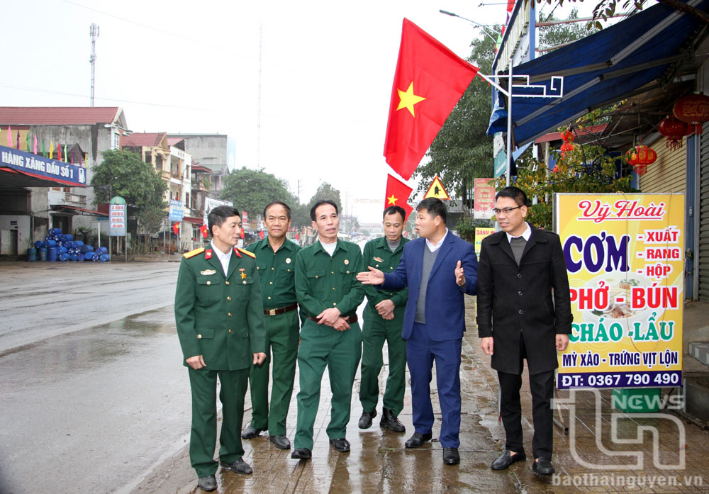 Thị trấn Đu nô nức trước thềm Đại hội Đảng