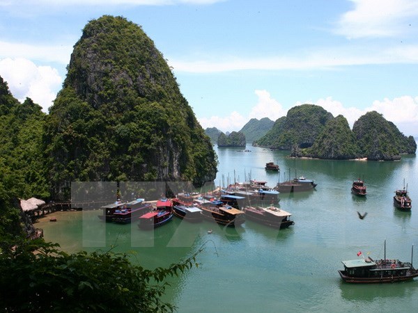 Quảng Ninh lên tiếng về công trình cổng tỉnh lớn nhất Việt Nam