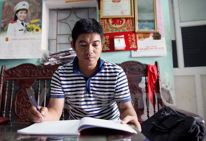 Bí thư 8X tranh thủ “tre già” để gây dựng cơ sở Đảng vững mạnh