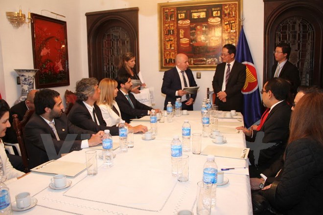 ASEAN tăng cường trao đổi hợp tác đầu tư, du lịch với Argentina