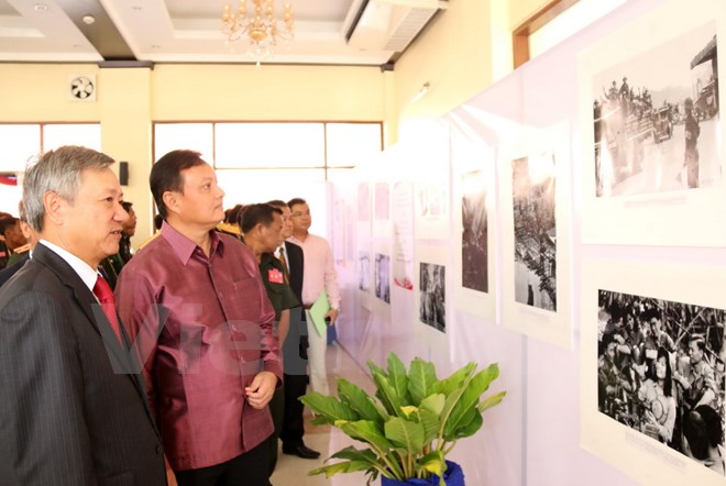 Khai mạc triển lãm ảnh kỷ niệm 55 năm mở đường Tây Trường Sơn