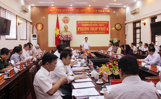 Phiên họp thứ 4 UBND tỉnh: Bàn thảo nhiều vấn đề quan trọng