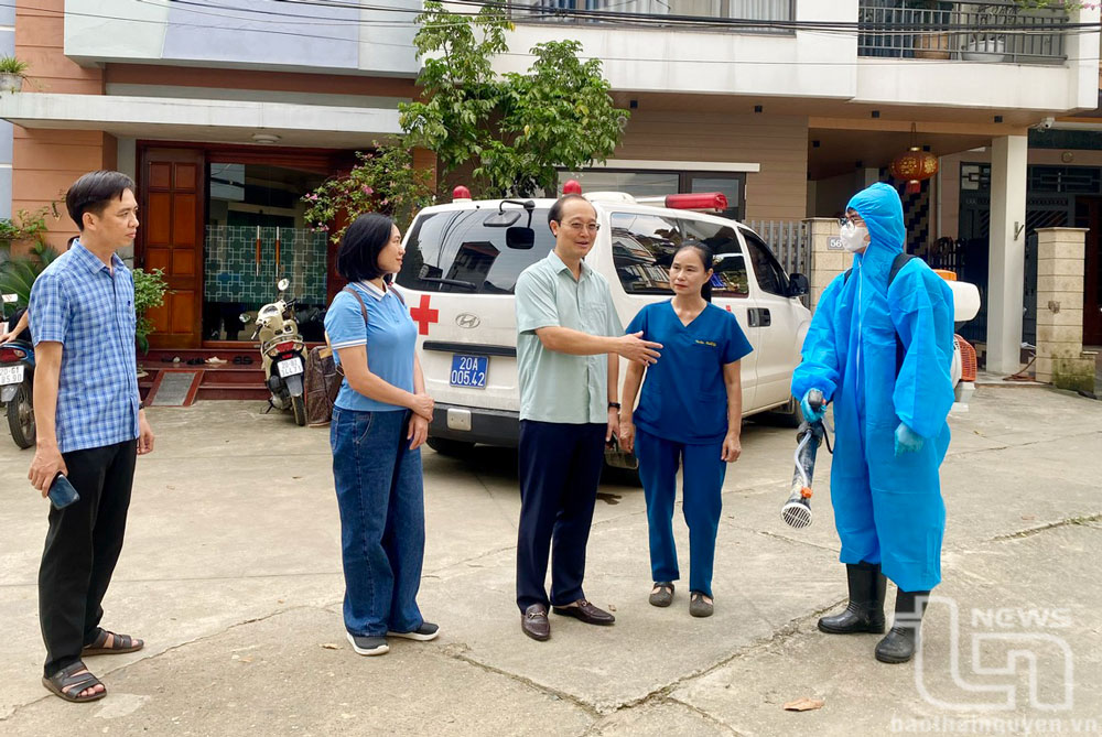 Không phát sinh dịch bệnh sau ngập lụt: Giải pháp và bài học kinh nghiệm