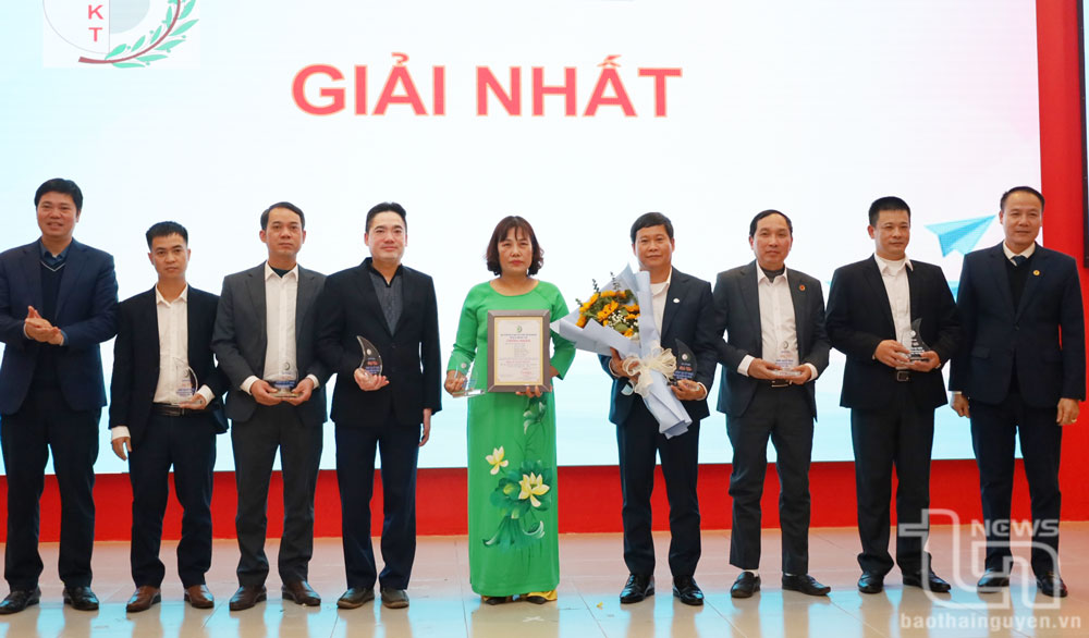 31 tác giả, nhóm tác giả đoạt giải tại Hội thi sáng tạo kỹ thuật lần thứ XII