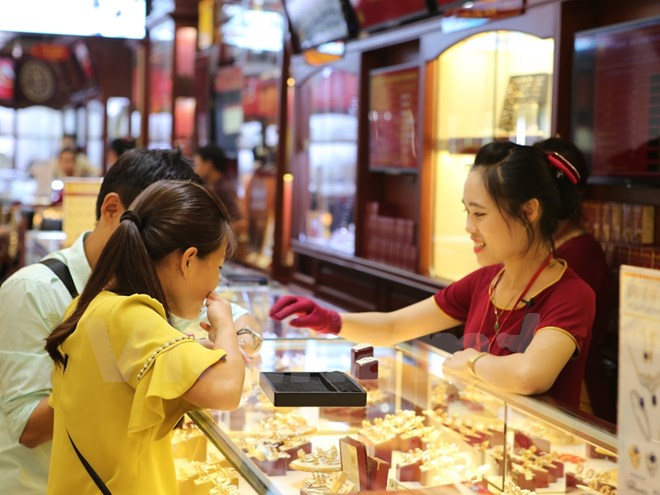 Hai thương hiệu vàng miếng cùng giảm mạnh phiên mở cửa đầu tuần