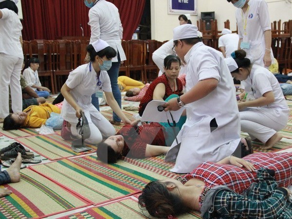 Nam Định: Gần 50 người nhập viện sau khi ăn cỗ cưới ở huyện Vụ Bản