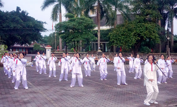 Vui, khỏe cùng người cao tuổi