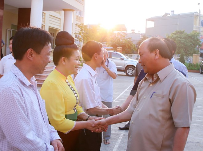 Thủ tướng tìm hiểu đời sống bà con vùng tái định cư thủy điện Sơn La
