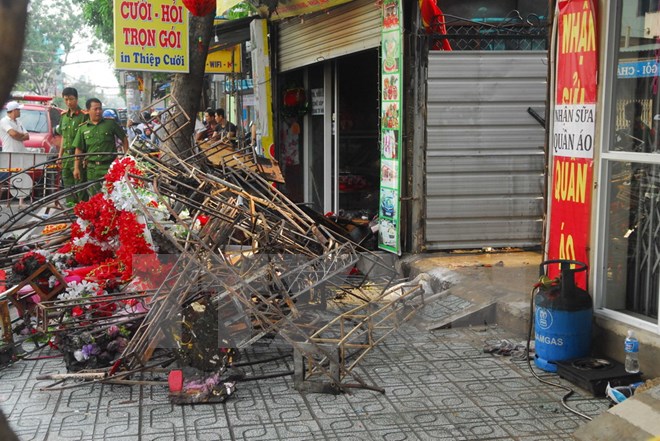 Thành phố Hồ Chí Minh: Cháy lớn lúc nửa đêm, ba người tử vong