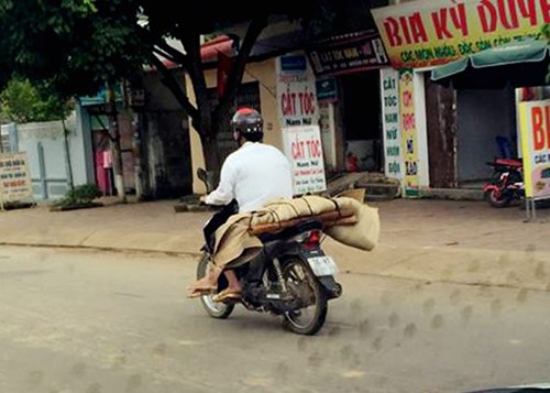 Sơn La phê bình bệnh viện trong vụ đưa thi thể về nhà bằng xe máy
