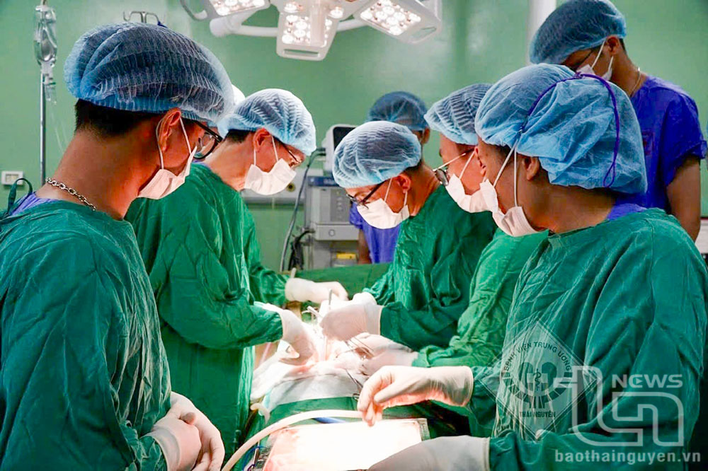 Dấu ấn trong phẫu thuật tim mạch, lồng ngực