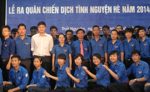 500 sinh viên Trường đại học Kỹ thuật Công nghiệp Thái Nguyên tham gia tình nguyện hè 2014 