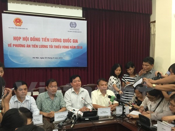Lương tối thiểu vùng tăng cao nhất 400.000 đồng từ đầu năm 2016