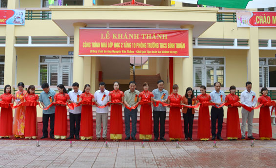 Khánh thành công trình nhà lớp học