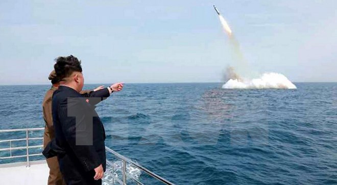 Ông Kim Jong-Un tuyên bố vụ thử tên lửa là 