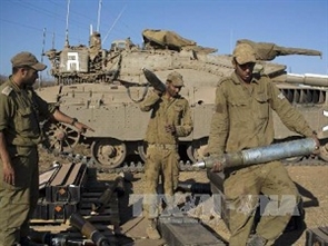 Israel bắn trả Syria sau vụ binh sĩ bị thương vì đạn cối 